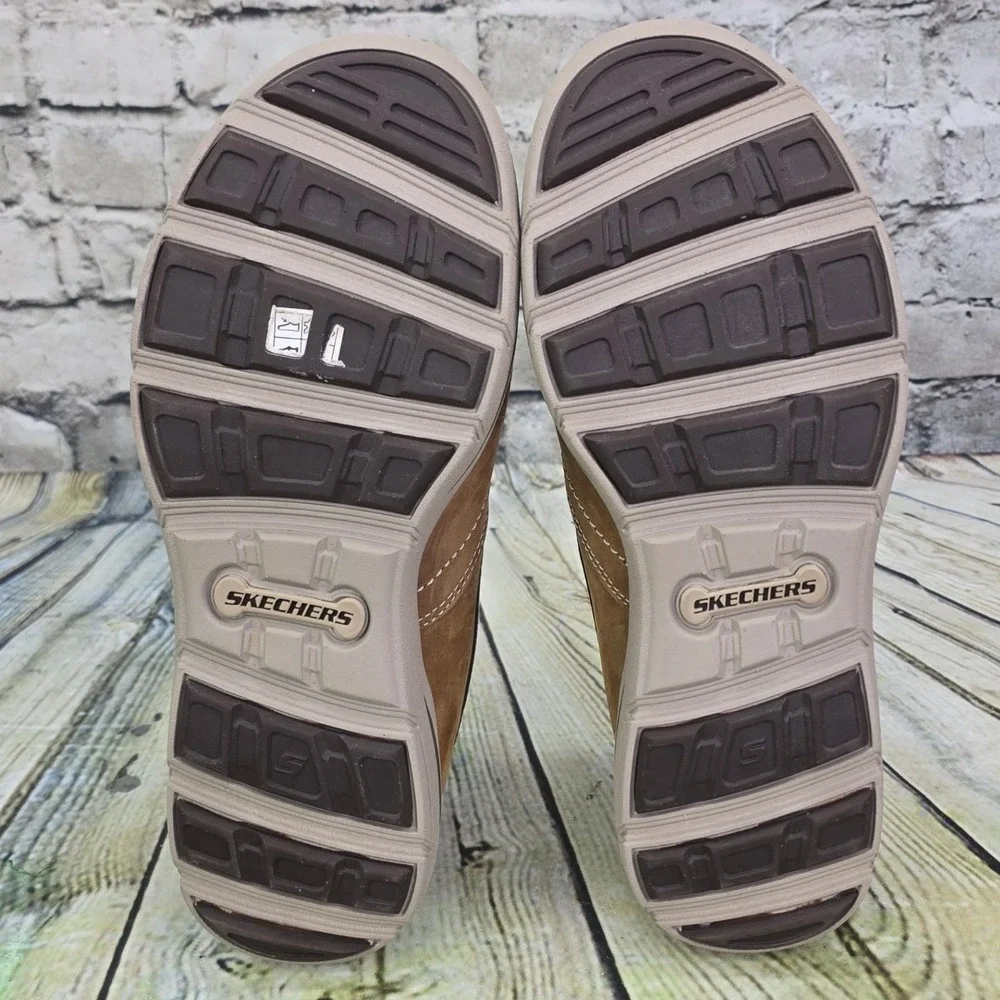 Skechers Relaxed Fit Loafers Mens 8 Brown Leather Memory Foam Slip On Dad Shoes